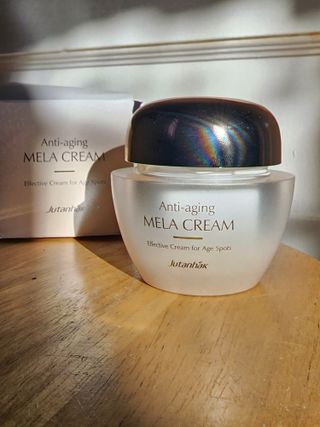 Jutanhak 안티에이징 멜라 크림 50ml / 1.69oz 잡티 &amp; 다크 스팟 케어 하이드레이팅 크림 — 5점을 준 리뷰어가 2022년 11월 올린 사용 사진