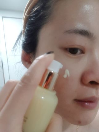 VELY VELY Yuja C-Tamin Serum — 5점을 준 리뷰어가 2021년 4월 올린 사용 사진