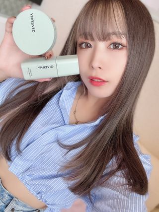 지베르니 밀착 커버 파운데이션 30ml + 밀착 커버 쿠션 본 제품 — 5점을 준 리뷰어가 2023년 9월 올린 사용 사진