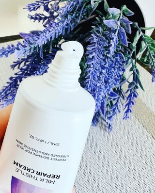 바노바기 코스메틱 바노바기 밀크 씨슬 리페어 크림 50ml — 5점을 준 리뷰어가 2023년 3월 올린 사용 사진
