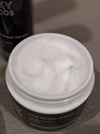 Cica Green Line [Toner, Serum, Cream] — 4점을 준 리뷰어가 2021년 9월 올린 사용 사진