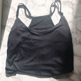 noflik 민소매 스트랩 블라우스-Dressy Tops Summer Spaghetti Strap Tank Tops — 2.5점을 준 리뷰어가 2021년 7월 올린 사용 사진