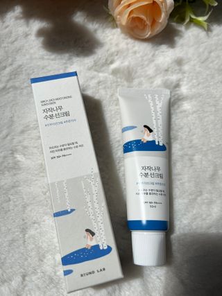 Round Lab Birch Juice Moisturizing Sunscreen — 5점을 준 리뷰어가 2024년 5월 올린 사용 사진