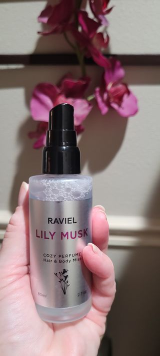 라비엘 RAVIEL 코지 퍼퓸 헤어 &amp; 바디 미스트 스프레이 2.7 fl oz(80ml), 릴리 머스크/튜브 로즈 — 5점을 준 리뷰어가 2022년 8월 올린 사용 사진