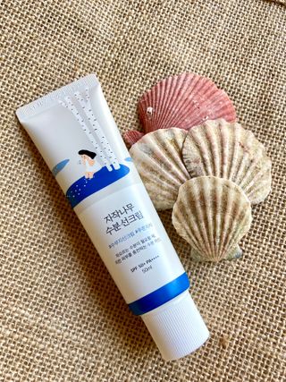 Round Lab Birch Juice Moisturizing Sunscreen — 5점을 준 리뷰어가 2024년 4월 올린 사용 사진