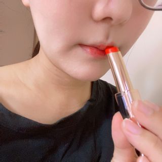 ATHE AUTHENTIC AIRY LIP BALM / 비건립밤 / 어센틱립밤 / 에어리립밤 (수정 요청) — 4점을 준 리뷰어가 2022년 8월 올린 사용 사진