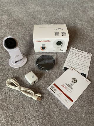 온습도 모니터와 스마트 리모컨이 탑재된 EGLOO cam S4 1080P Wi-Fi 스마트 카메라 — 5점을 준 리뷰어가 2021년 6월 올린 사용 사진