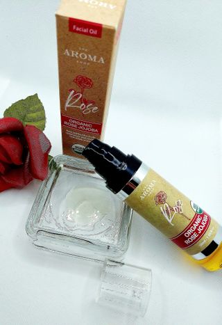 더아로마샵 오가닉 로즈 호호바 오일 50ml — 5점을 준 리뷰어가 2023년 2월 올린 사용 사진
