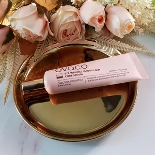 오바코 ovaco eye wrinkle smooth out serum — 5점을 준 리뷰어가 2022년 1월 올린 사용 사진