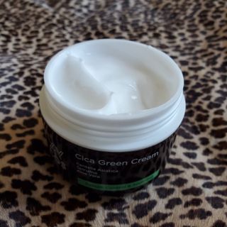 Cica Green Line [Toner, Serum, Cream] — 5점을 준 리뷰어가 2021년 9월 올린 사용 사진