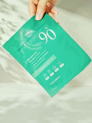 토니모리 어성초시카 퀵 카밍 미스트 세럼 & 어성초시카 퀵 카밍 90 마스크 — 4점을 준 리뷰어가 2022년 8월 올린 사용 사진