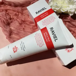라비엘 모든 피부를 위한 RAVIEL 애플 마일드 필링 젤, 4.1 fl oz, 깊고 부드러운 각질 제거 — 5점을 준 리뷰어가 2022년 8월 올린 사용 사진
