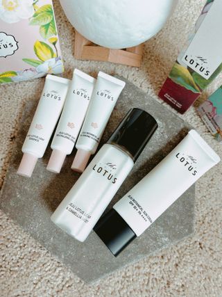 더 퓨어 로터스 제주 식물 선크림 / 제주 연잎 &amp; 동백 미스트 / 순수한 연꽃 어메니티 세트 — 5점을 준 리뷰어가 2022년 9월 올린 사용 사진