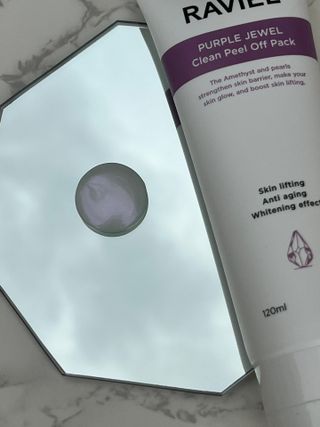 라비엘 RAVIEL 퍼플 쥬얼 클린 필 오프 팩, 마일드 블랙헤드 리무버, 4.1 fl oz(120ml) — 5점을 준 리뷰어가 2022년 9월 올린 사용 사진