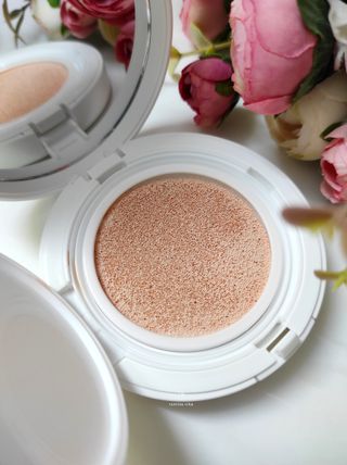 TONEfitSUN 쿠션 12g 비건 톤업 선쿠션 한국산 SPF 50+/ PA++++ — 5점을 준 리뷰어가 2023년 2월 올린 사용 사진