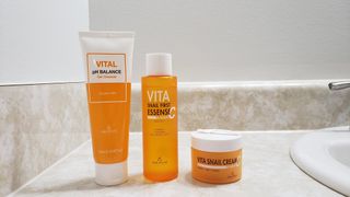 Vita Snail Trio Set [First Essence, Cream, Gel Cleanser] — 5점을 준 리뷰어가 2021년 8월 올린 사용 사진