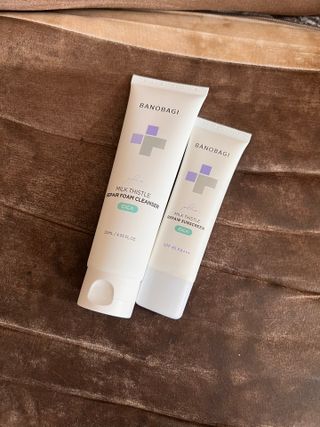 바노바기 코스메틱 바노바기 밀크씨슬 리페어 시카 폼 클렌저 플러스 120ml + 선스크린 플러스 50ml — 5점을 준 리뷰어가 2023년 8월 올린 사용 사진
