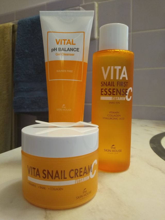 Vita Snail Trio Set [First Essence, Cream, Gel Cleanser] 리뷰 사진
