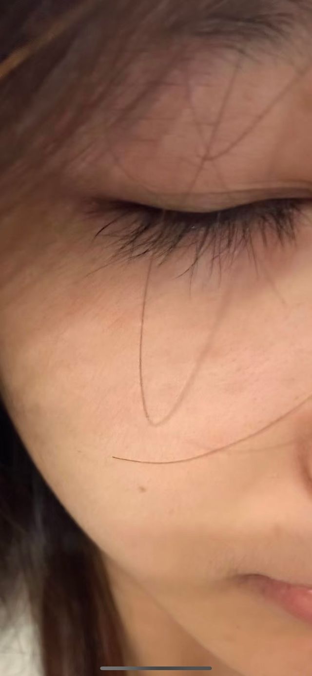 Biotin Lash Serum - Eyelash & Eyebrow Growth Serum 리뷰 사진
