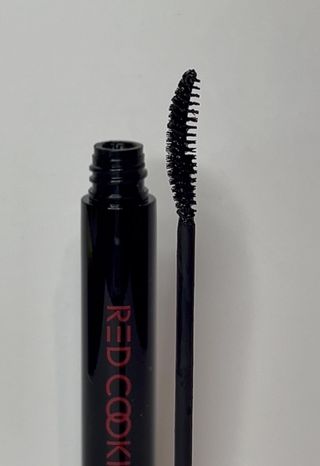RED COOKIES Beaurer Curl Mascara Black Color Water-proof Smudge-proof Macara — 3점을 준 리뷰어가 2025년 1월 올린 사용 사진