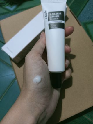 Black Snail Collagen Eye cream — 4.5점을 준 리뷰어가 2023년 1월 올린 사용 사진