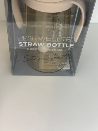 마더케이 -[MOTHER-K] Sippy Cup with Weighted Straw — 4점을 준 리뷰어가 2023년 8월 올린 사용 사진
