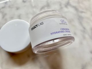 파시랩 USA_[FASCY LAB] 세라마이드 하이드레이팅 크림 — 4.5점을 준 리뷰어가 2021년 9월 올린 사용 사진