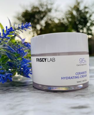 파시랩 USA_[FASCY LAB] 세라마이드 하이드레이팅 크림 — 3점을 준 리뷰어가 2021년 10월 올린 사용 사진