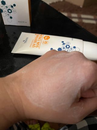 트리티스 US [TREATIS] UV Defence Sun Cream PA+++ / SPF50+ — 4점을 준 리뷰어가 2021년 2월 올린 사용 사진