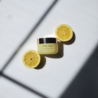 VELY VELY Yuja C-tamin Cream — 5점을 준 리뷰어가 2021년 4월 올린 사용 사진
