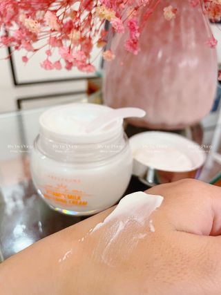 라벨영 비타민 우유미백크림 — 4점을 준 리뷰어가 2023년 10월 올린 사용 사진