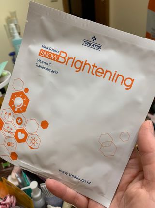 트리티스 [Treatis] Facial Sheet Mask — 4점을 준 리뷰어가 2021년 2월 올린 사용 사진