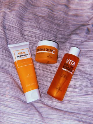 Vita Snail Trio Set [First Essence, Cream, Gel Cleanser] — 3점을 준 리뷰어가 2022년 1월 올린 사용 사진