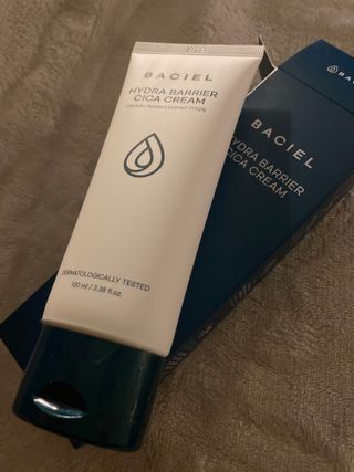 바시엘 BACIEL 바시엘 하이드라 베리어 시카 크림 — 5점을 준 리뷰어가 2021년 8월 올린 사용 사진