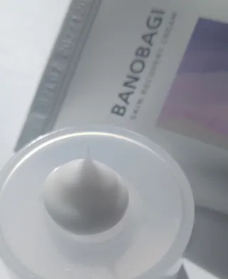 바노바기 코스메틱 바노바기 밀크 씨슬 리페어 크림 50ml — 5점을 준 리뷰어가 2023년 4월 올린 사용 사진