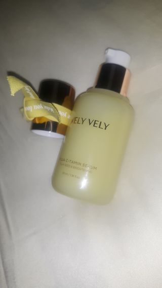 VELY VELY Yuja C-Tamin Serum — 5점을 준 리뷰어가 2021년 4월 올린 사용 사진