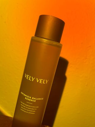VELY VELY Artemisia Balance Essence — 5점을 준 리뷰어가 2021년 4월 올린 사용 사진