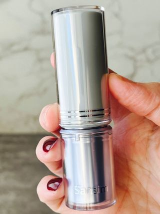 산심 명연수 멀티 스틱 밤 0.38oz 수분 스틱 집중 주름 케어 — 5점을 준 리뷰어가 2022년 12월 올린 사용 사진