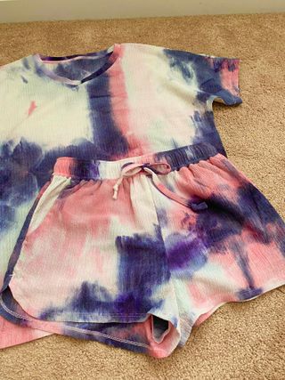 noflik Tie Dye Short Set-여성용 타이 다이 라운지 세트 — 5점을 준 리뷰어가 2021년 7월 올린 사용 사진