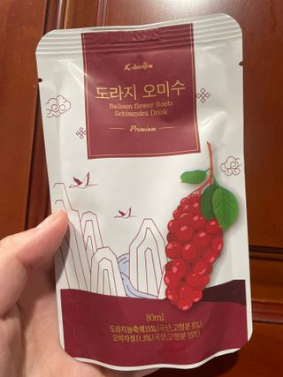 [K-doraji] Omija Berry Drink–80ml pouches of Bellflower Root Concentrate with Omija Berry — 5점을 준 리뷰어가 2021년 8월 올린 사용 사진