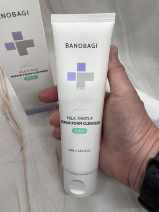 바노바기 코스메틱 바노바기 밀크씨슬 리페어 시카 폼 클렌저 플러스 120ml + 선스크린 플러스 50ml — 4점을 준 리뷰어가 2023년 8월 올린 사용 사진