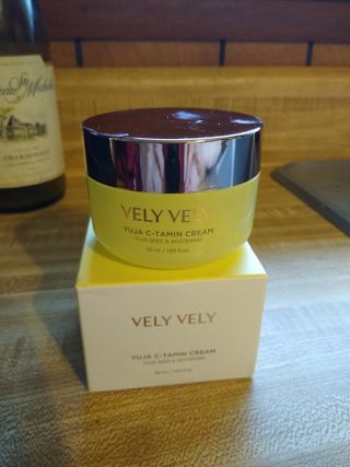 VELY VELY Yuja C-tamin Cream — 5점을 준 리뷰어가 2021년 4월 올린 사용 사진