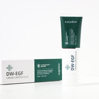 이지듀 DW-EGF 크림 리미티드 플러스 1.69 FL.Oz — 5점을 준 리뷰어가 2021년 9월 올린 사용 사진