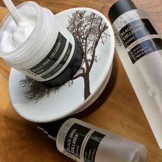 Black Snail Collagen Trio Set [Toner, Serum and Cream] — 4.5점을 준 리뷰어가 2021년 8월 올린 사용 사진