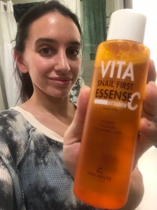 [THE SKIN HOUSE] Vita Snail First Essence — 5점을 준 리뷰어가 2022년 2월 올린 사용 사진