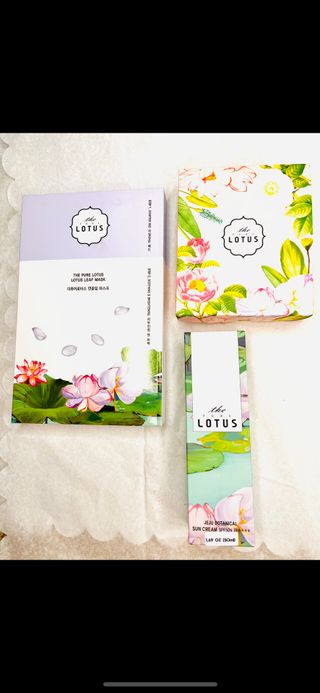 제주 보태니컬 선크림/더 퓨어 로터스 어메니티 세트/연꽃잎 마스크 - 진정 — 5점을 준 리뷰어가 2022년 8월 올린 사용 사진
