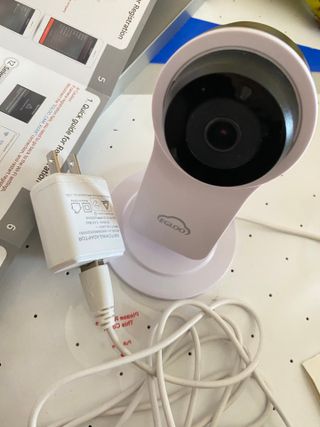온습도 모니터와 스마트 리모컨이 탑재된 EGLOO cam S4 1080P Wi-Fi 스마트 카메라 — 5점을 준 리뷰어가 2021년 5월 올린 사용 사진