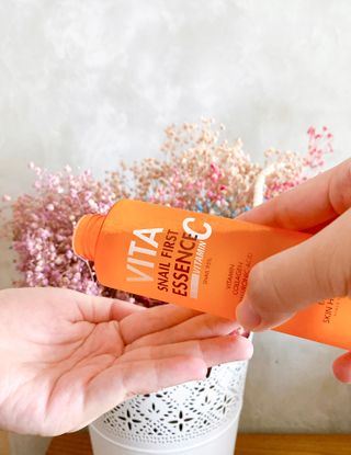 [THE SKIN HOUSE] Vita Snail First Essence — 5점을 준 리뷰어가 2022년 3월 올린 사용 사진