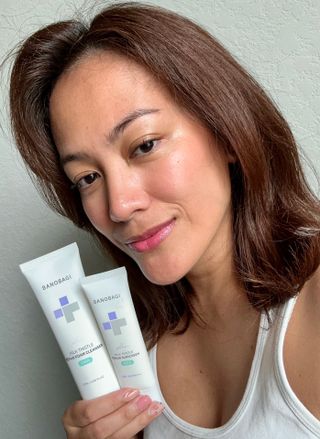 바노바기 코스메틱 바노바기 밀크씨슬 리페어 시카 폼 클렌저 플러스 120ml + 선스크린 플러스 50ml — 4.5점을 준 리뷰어가 2023년 8월 올린 사용 사진